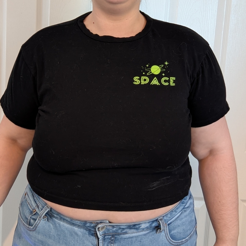 Black Space Graphic Crop Top